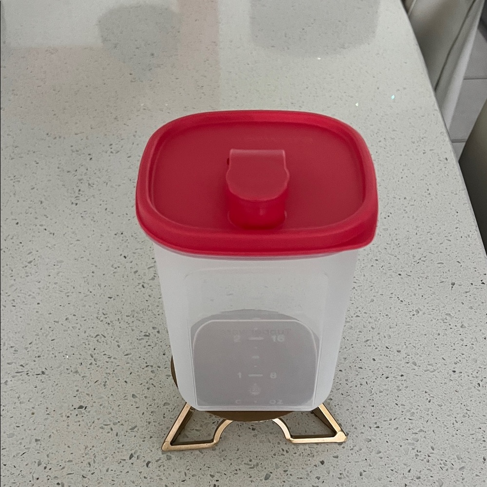 Tupperware Coral-Lid Food/ Liquid Storage Container with Pour Spout - Picture 3 of 5